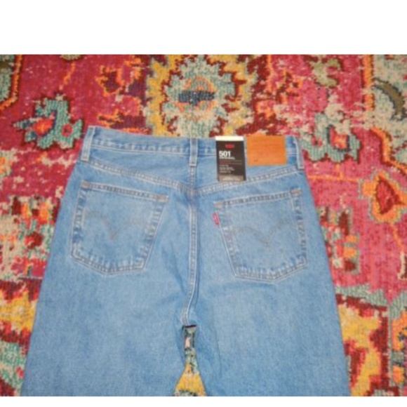 Levi's 501 Athens Crown With Destruction Ripped Straight Leg Jeans - Picture 10 of 10